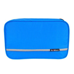 Travel toiletry bag with hook, suitable for men and women.