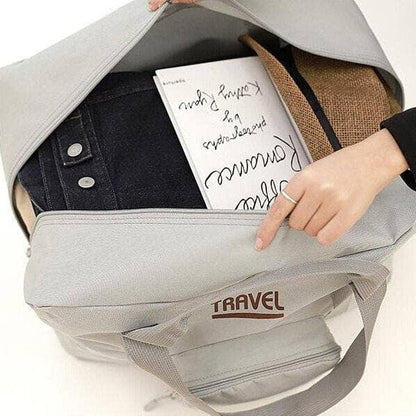 Borsa da viaggio pieghevole ed impermeabile, adatta anche come organizer.